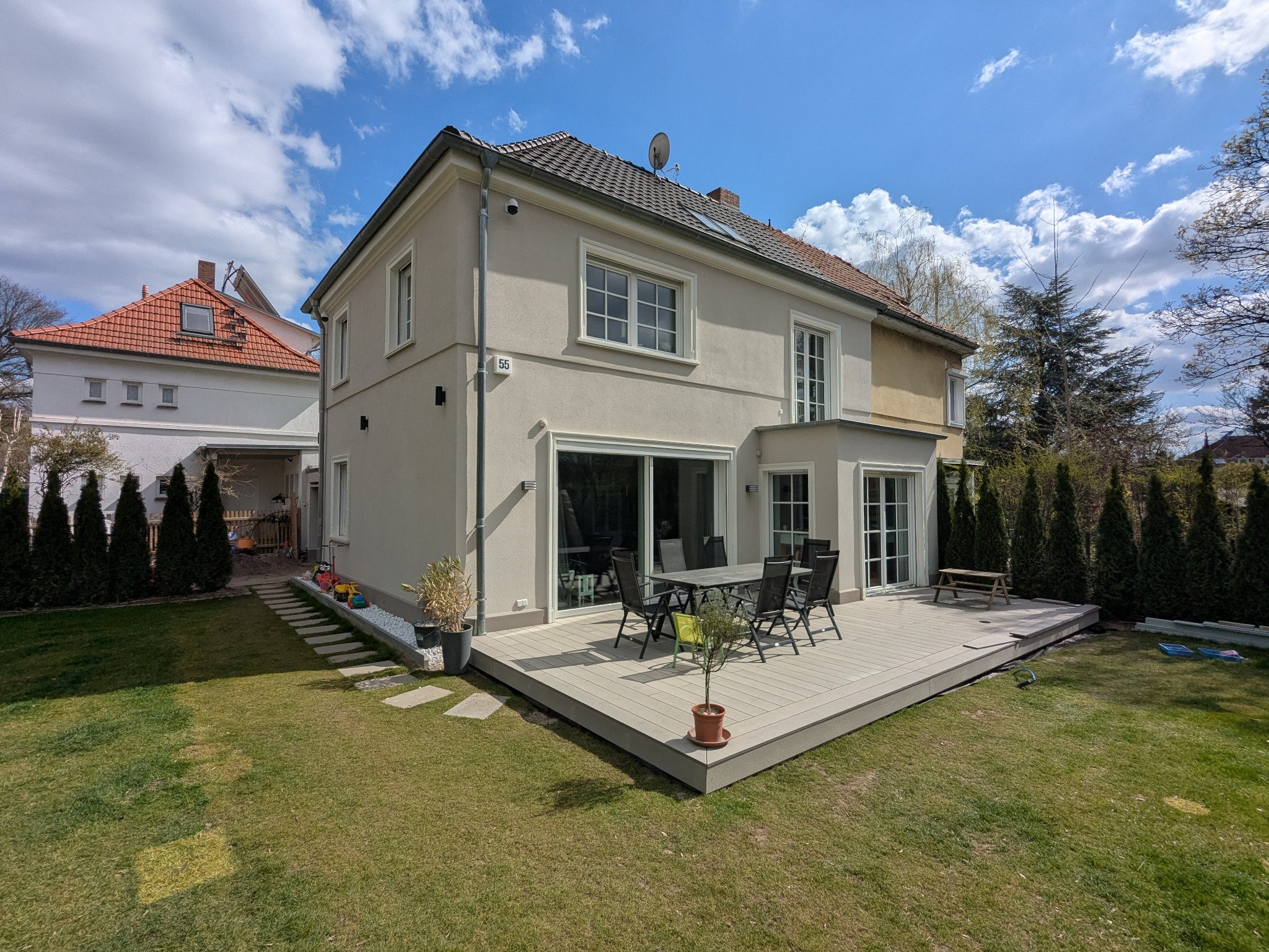 Fassade nach der Sanierung